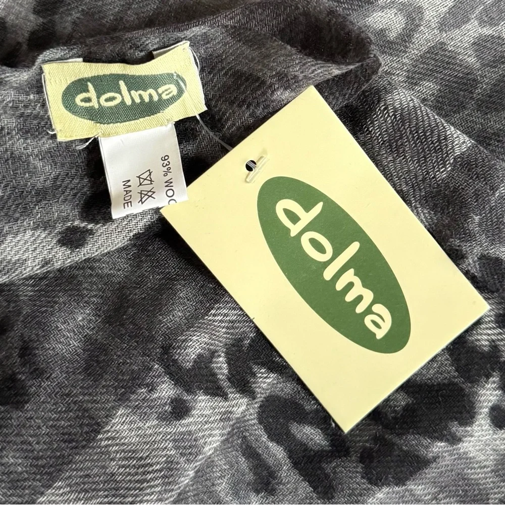 DOLMA NWT Wool Silk Blend Leopard Print Convertible Scarf Shawl • Gray Fringe
